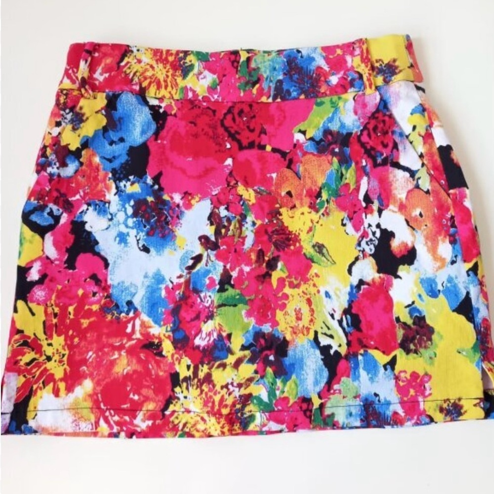 Attyre Women's Floral Skirt - Multicolor